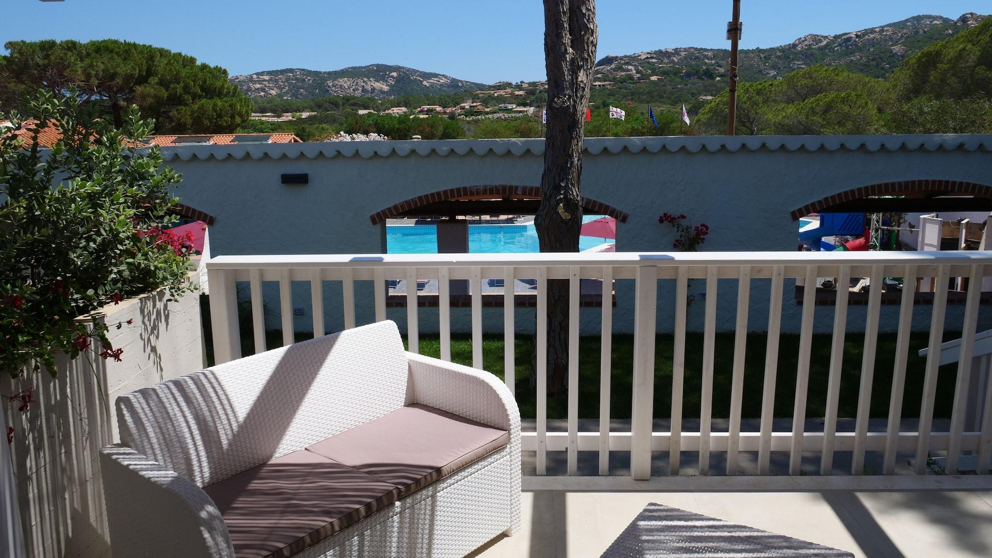 Club Esse Cala Bitta Otel Baja Sardinya Dış mekan fotoğraf